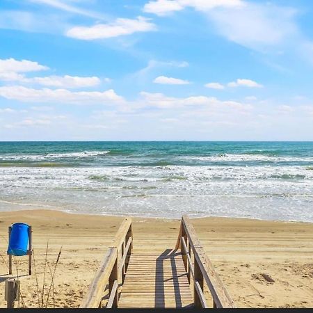 Beachfront Retreat! 3 Steps To Walkover! Серфсайд-Бич Экстерьер фото